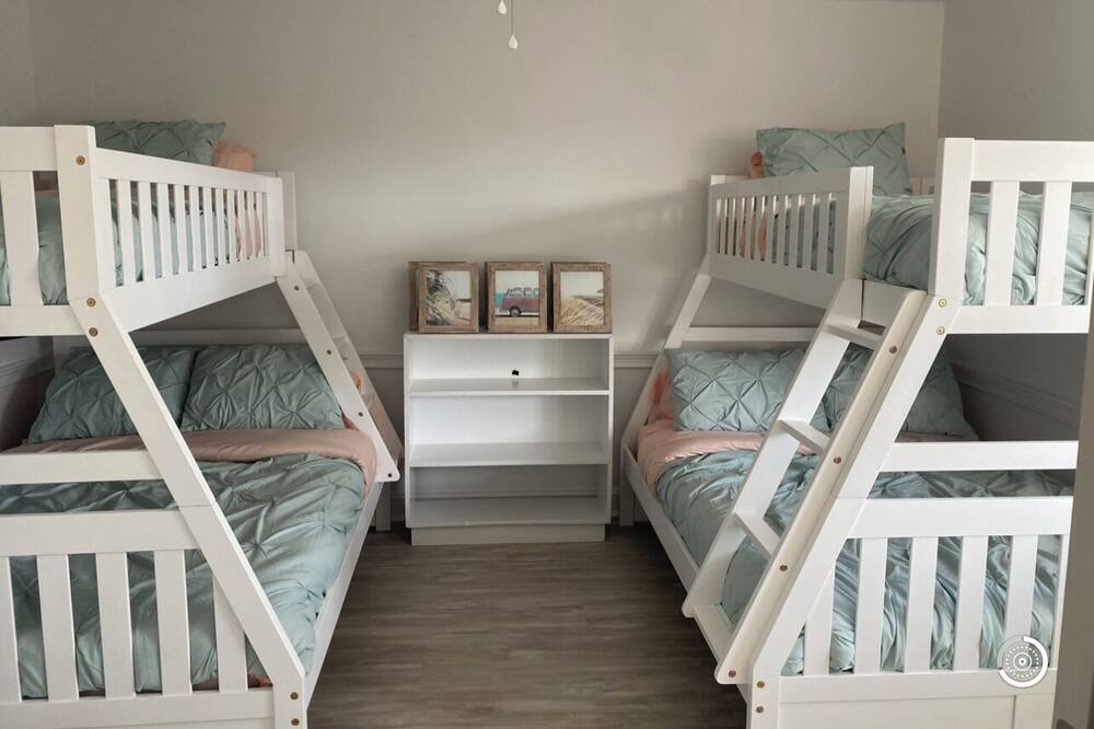 Photo of Bedroom in Village Green