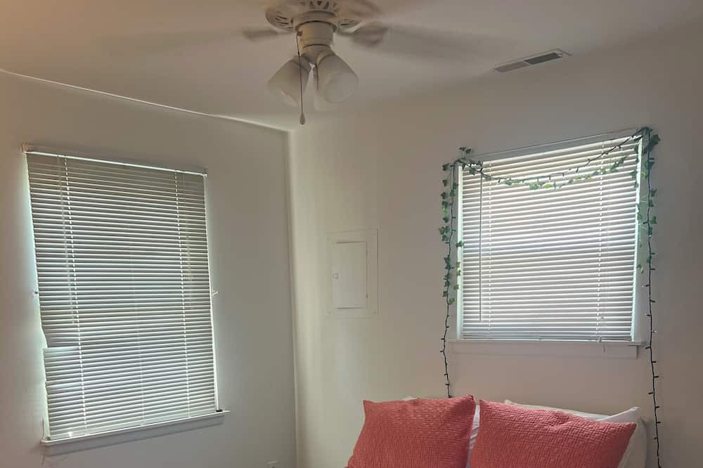 Photo of Bedroom in Village Green