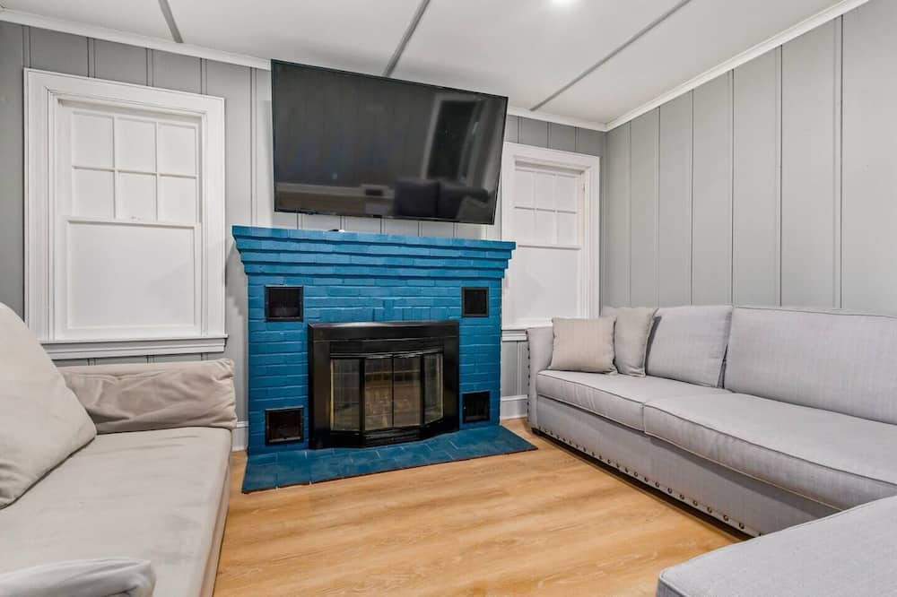 Photo of Livingroom in Mayo