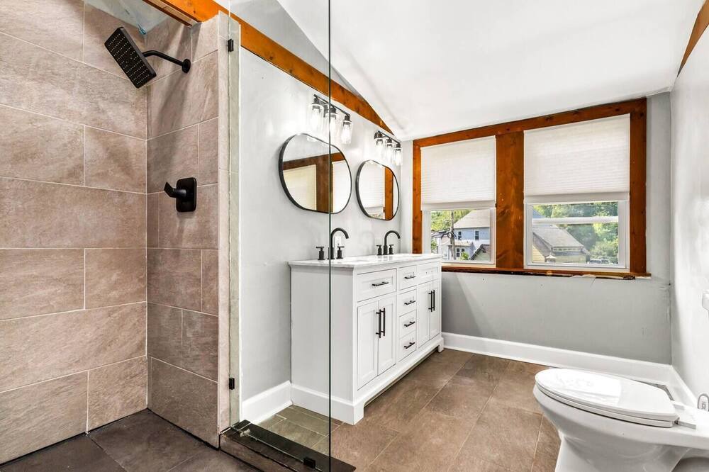 Photo of Bathroom in Mayo