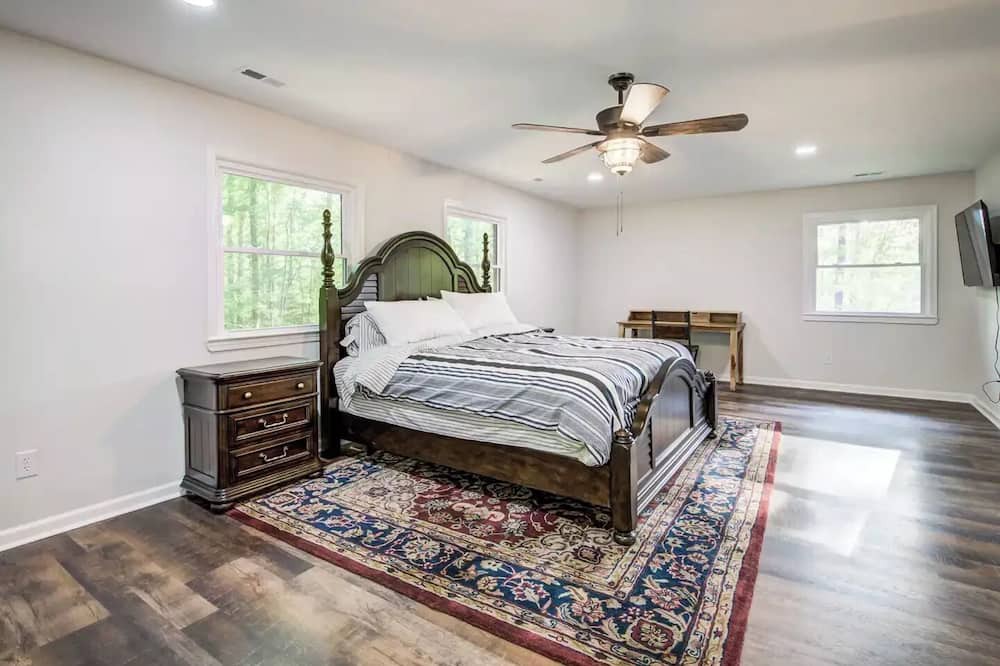 Photo of Bedroom in Caret