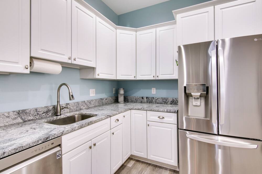 Photo of Kitchen in Villages of Five Points