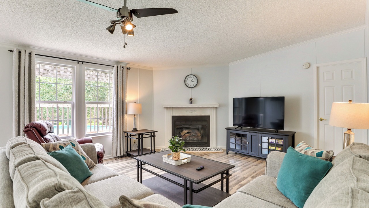 Photo of Livingroom in Summerton