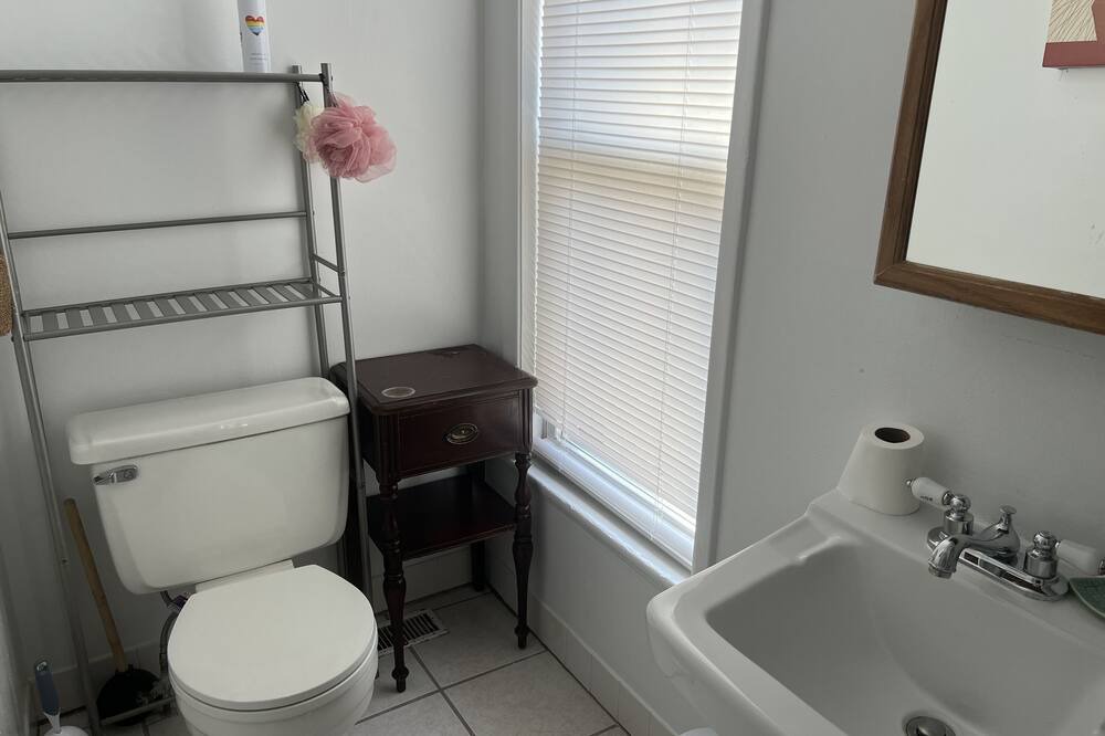 Photo of Bathroom in Ocean Grove
