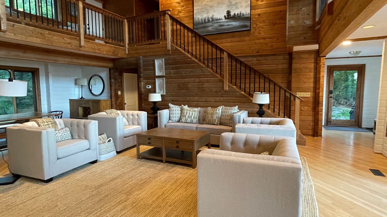 Photo of Livingroom in Bluemont