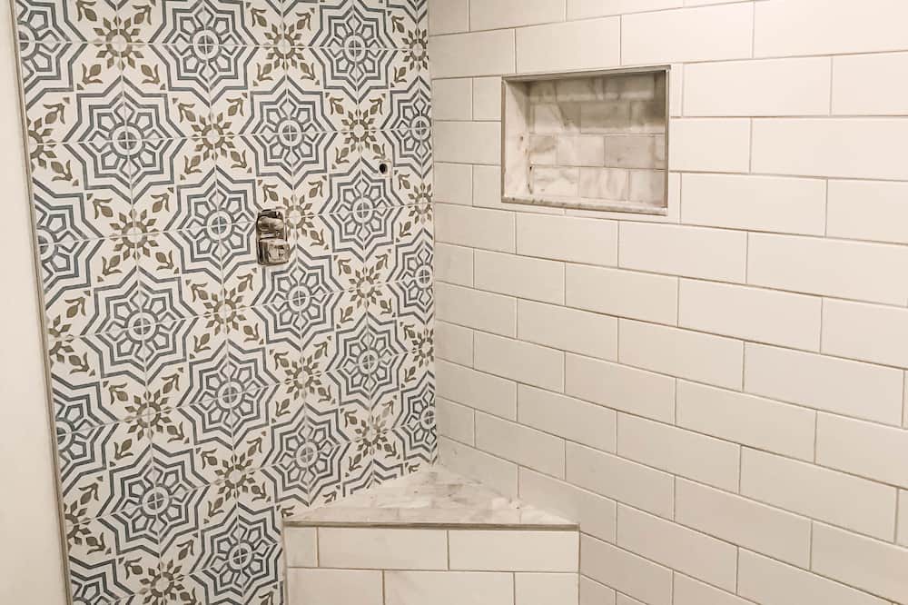 Photo of Bathroom in Cape Saint Claire