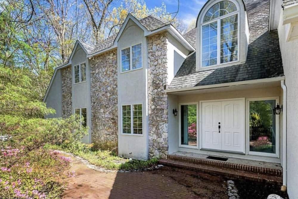 Photo of Outdoor in Voorhees