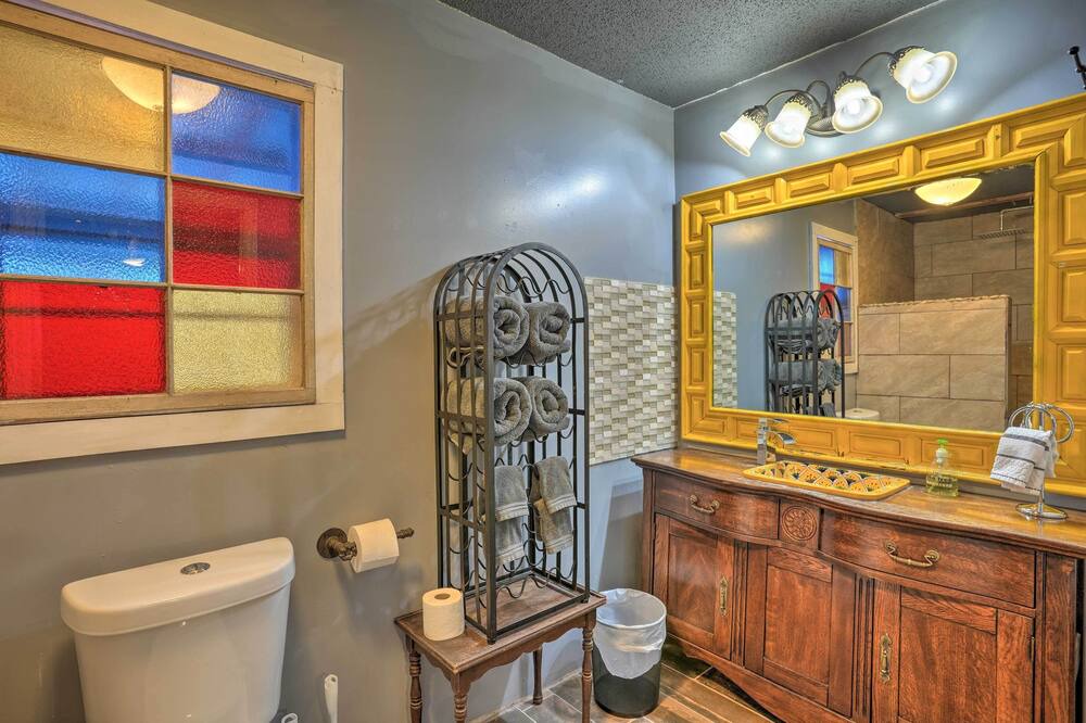 Photo of Bathroom in Summerville