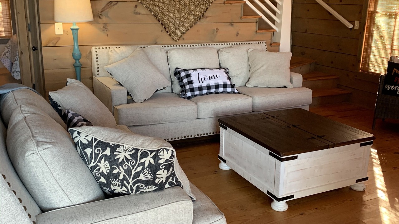 Photo of Livingroom in Crane Hill