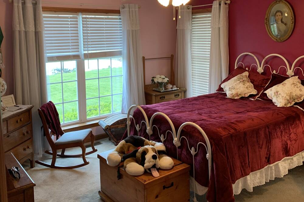 Photo of Bedroom in Milford