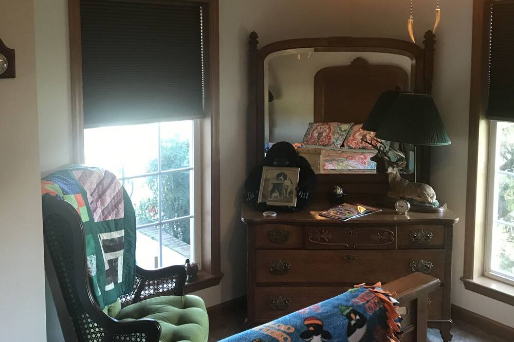 Photo of Bedroom in Milford