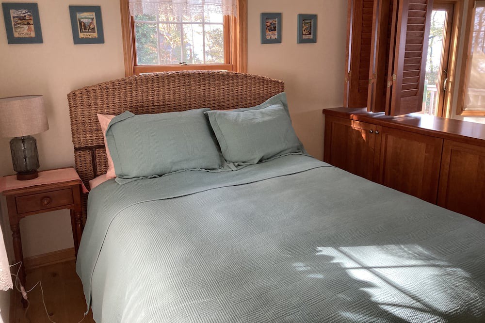 Photo of Bedroom in Earlville