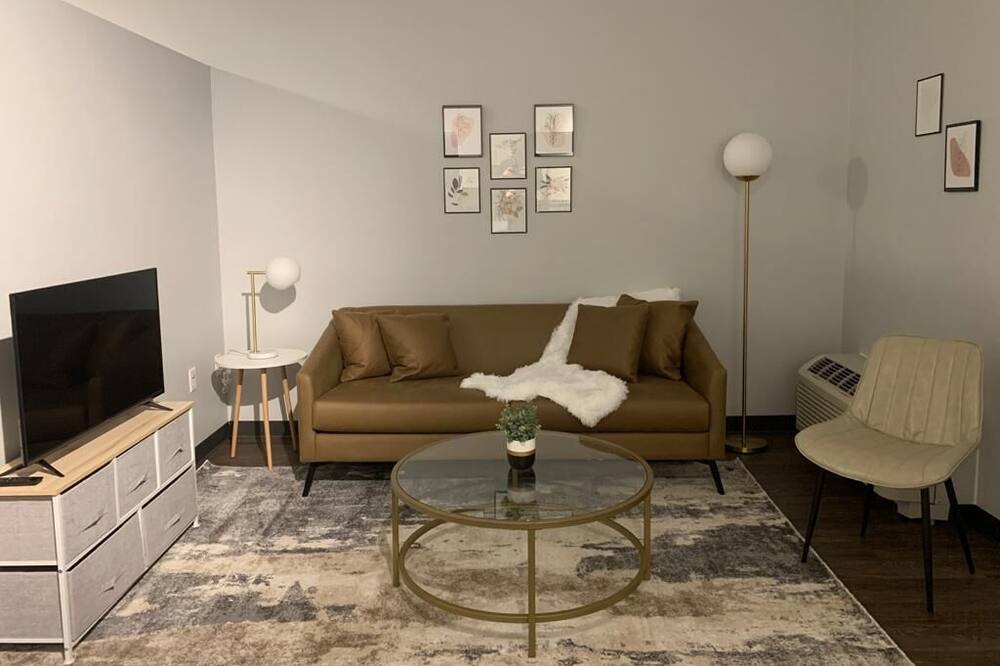 Photo of Livingroom in Des Moines