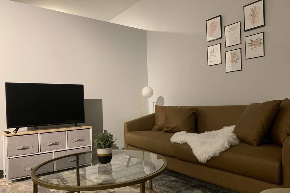 Photo of Livingroom in Des Moines