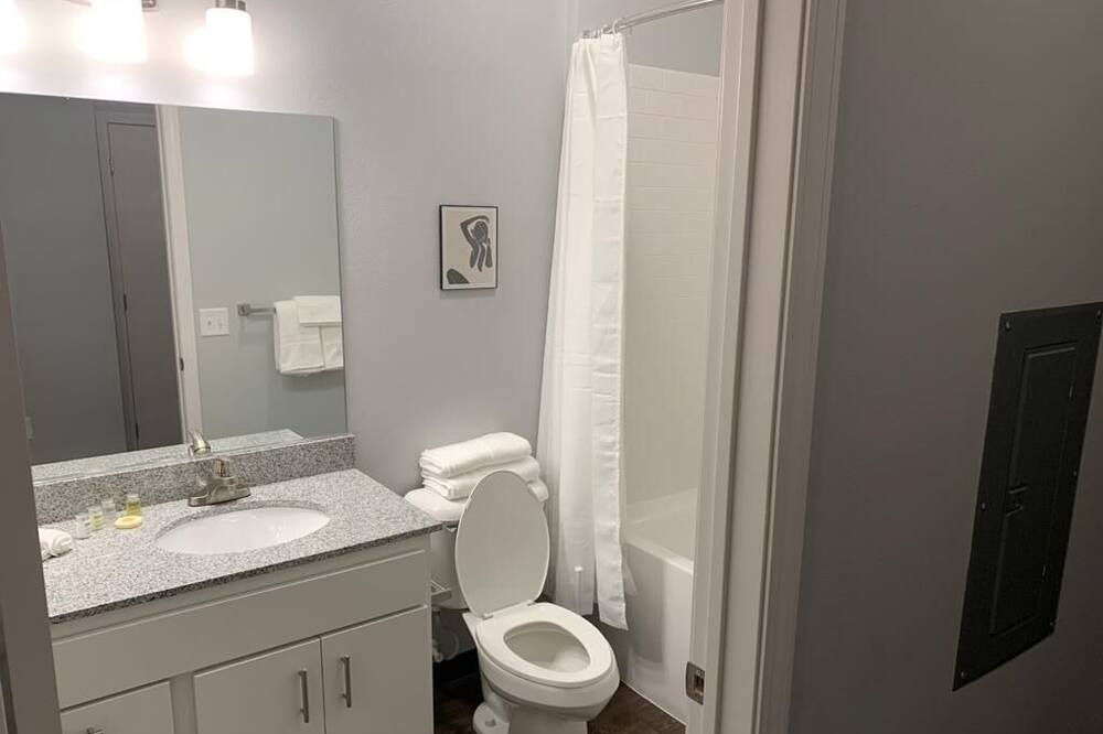 Photo of Bathroom in Des Moines