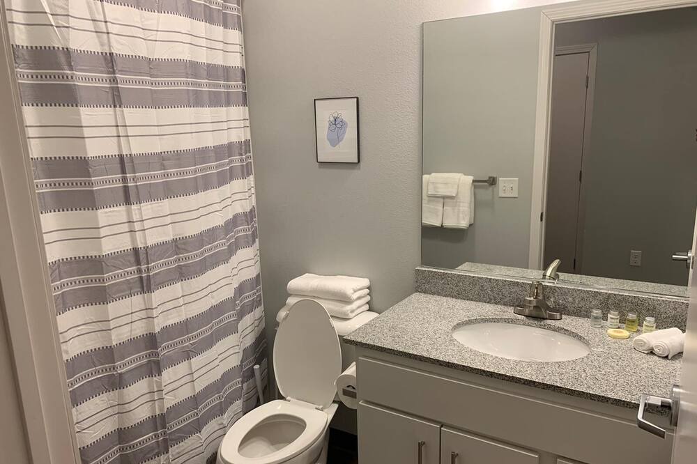 Photo of Bathroom in Des Moines
