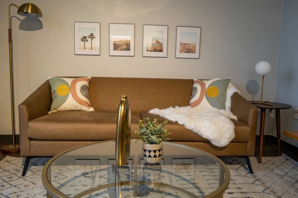 Photo of Livingroom in Des Moines