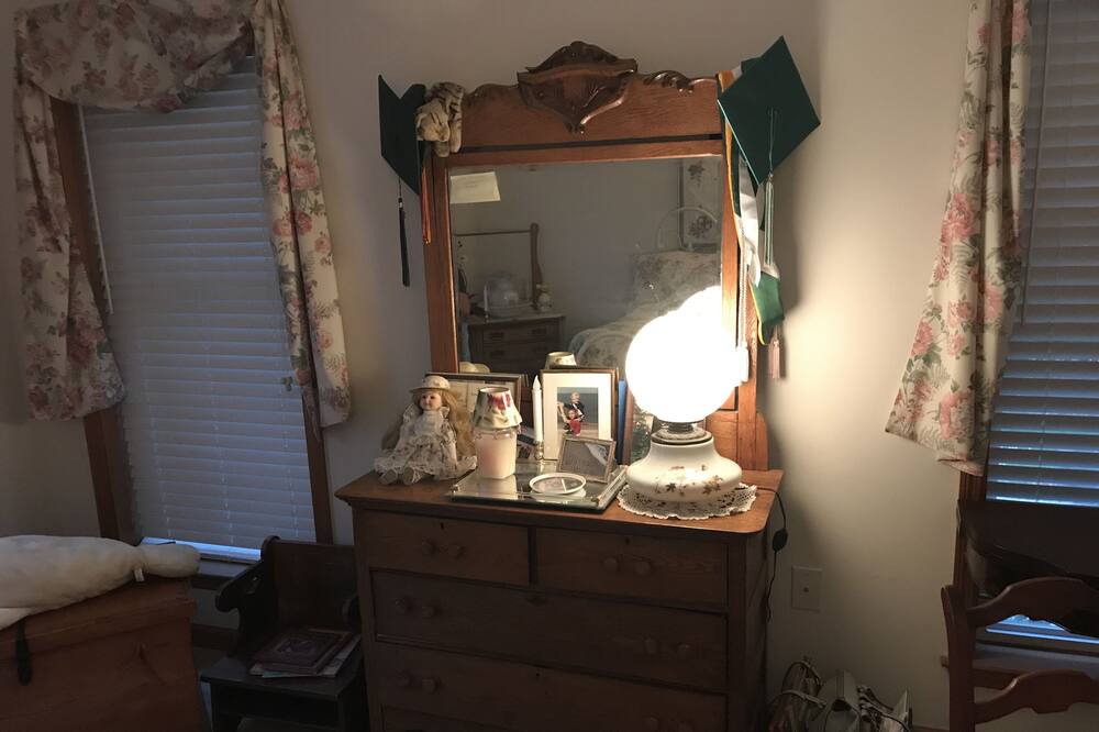 Photo of Bedroom in Milford