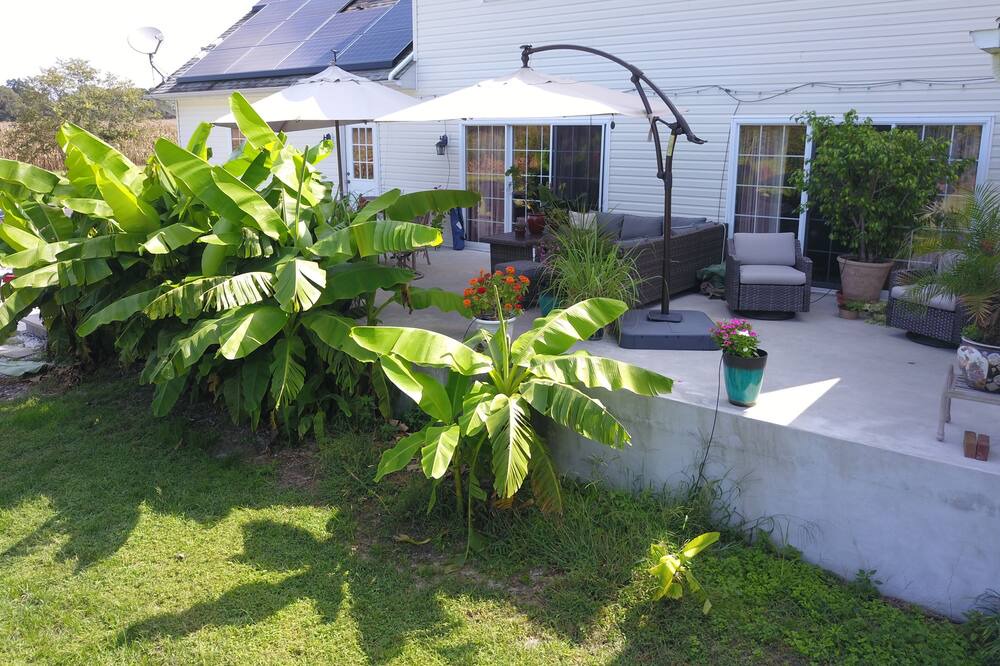 Photo of Outdoor in Milford