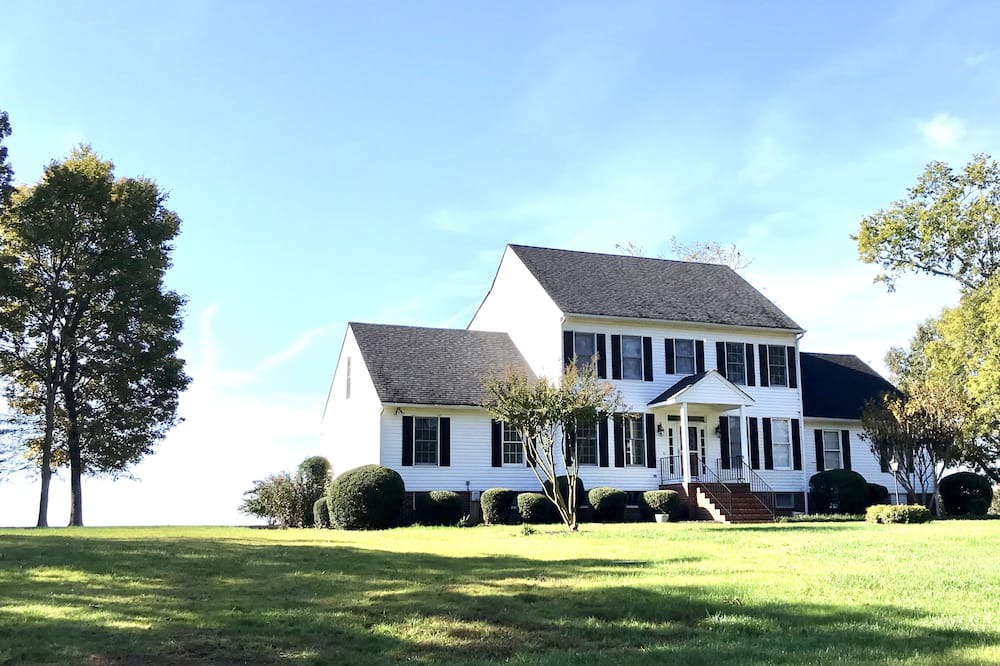Photo of Outdoor in Charles City