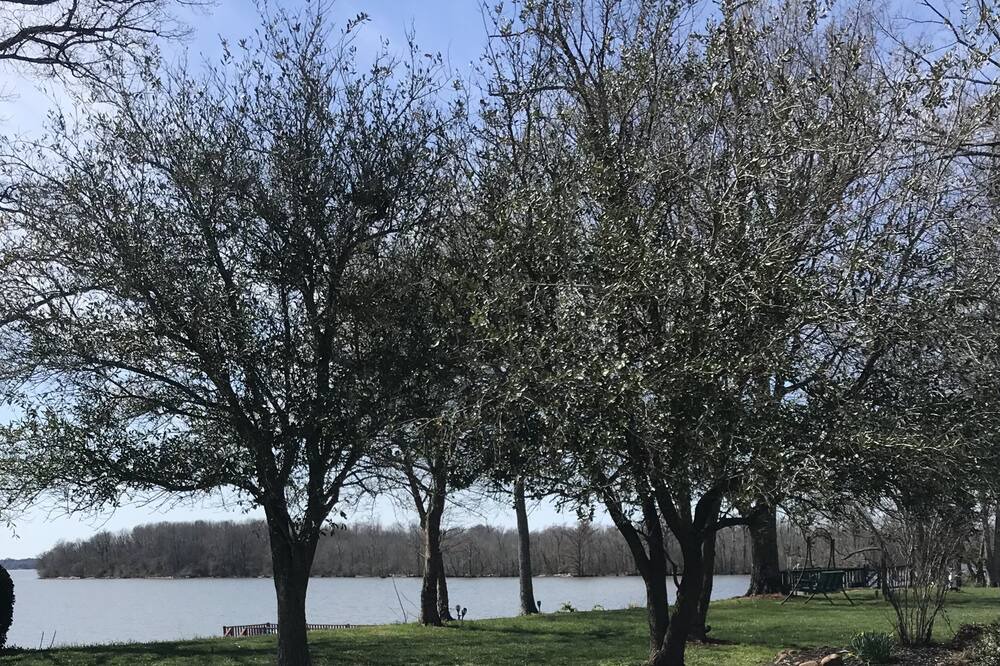 Photo of Others in Charles City