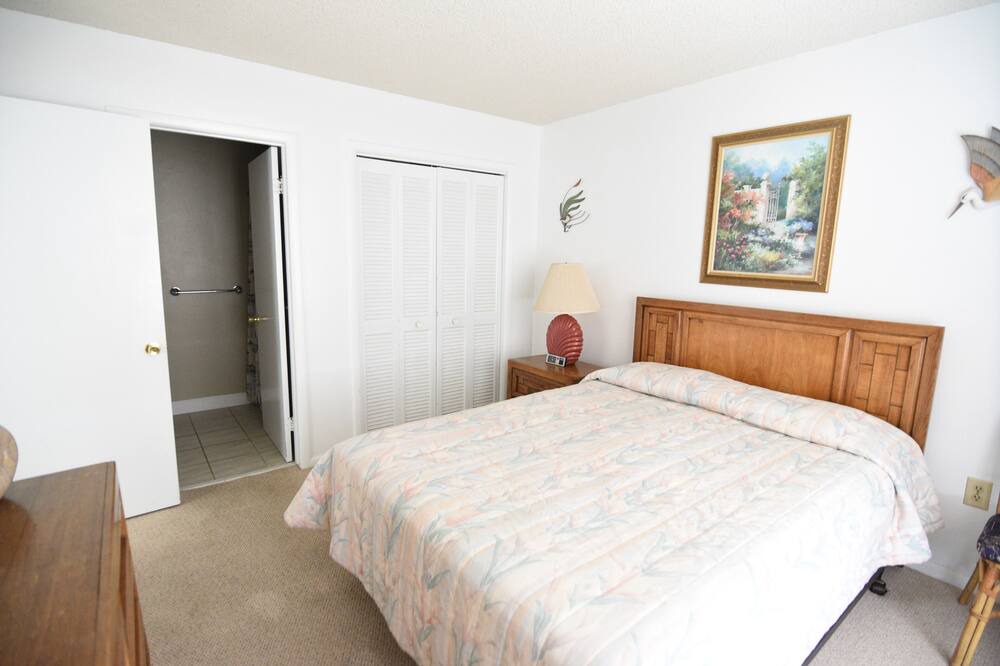 Photo of Bedroom in Sea Isle City