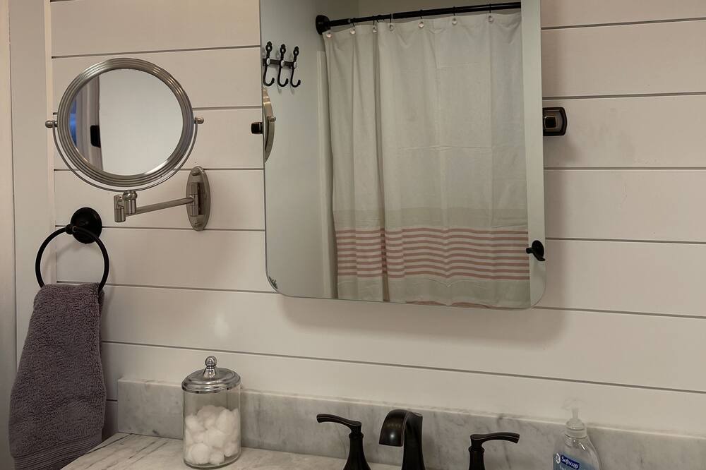 Photo of Bathroom in Caton