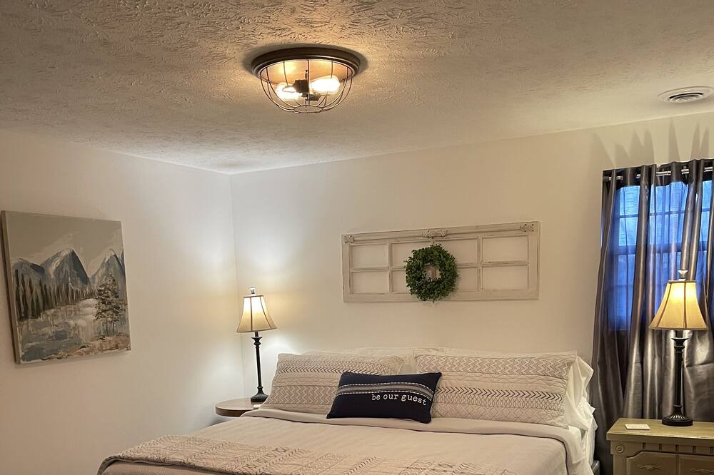 Photo of Bedroom in Caton