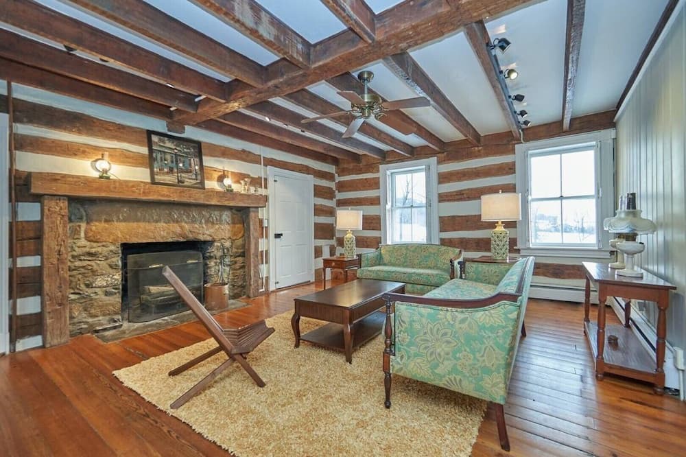 Photo of Livingroom in Millville