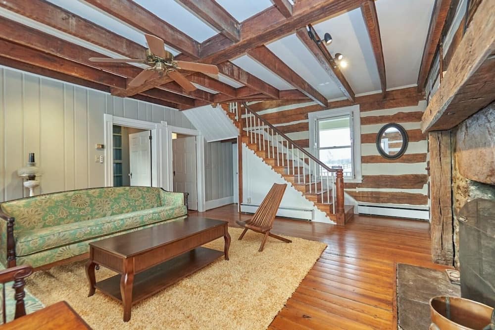 Photo of Livingroom in Millville