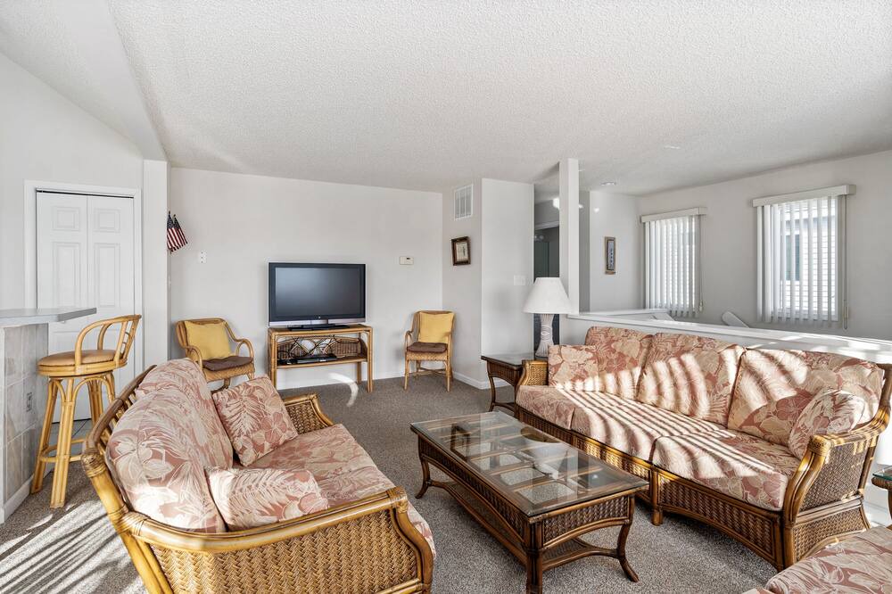 Photo of Livingroom in Surf City