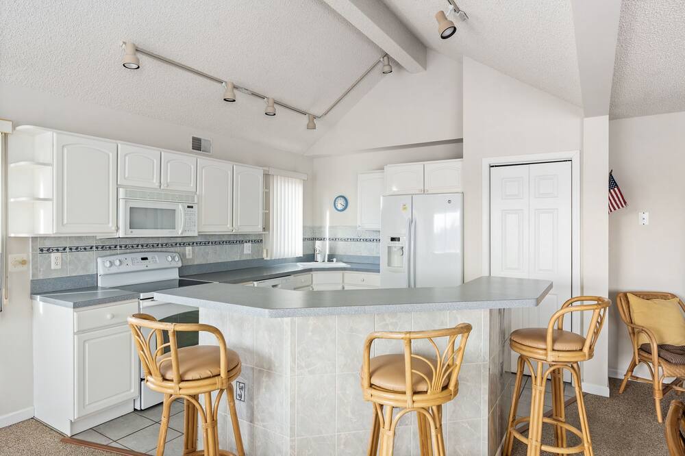 Photo of Kitchen in Surf City