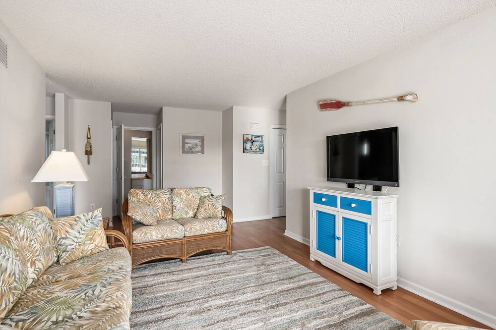 Photo of Livingroom in Surf City