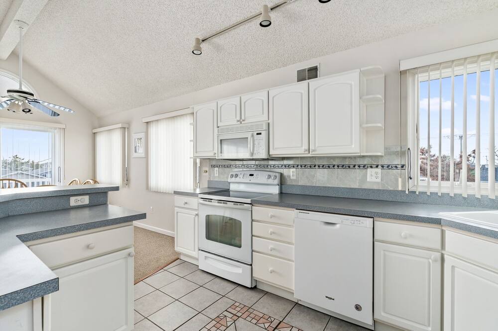 Photo of Kitchen in Surf City