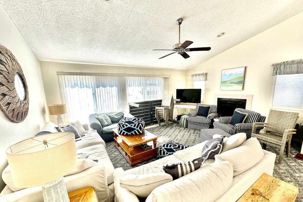 Photo of Livingroom in Sea Isle City