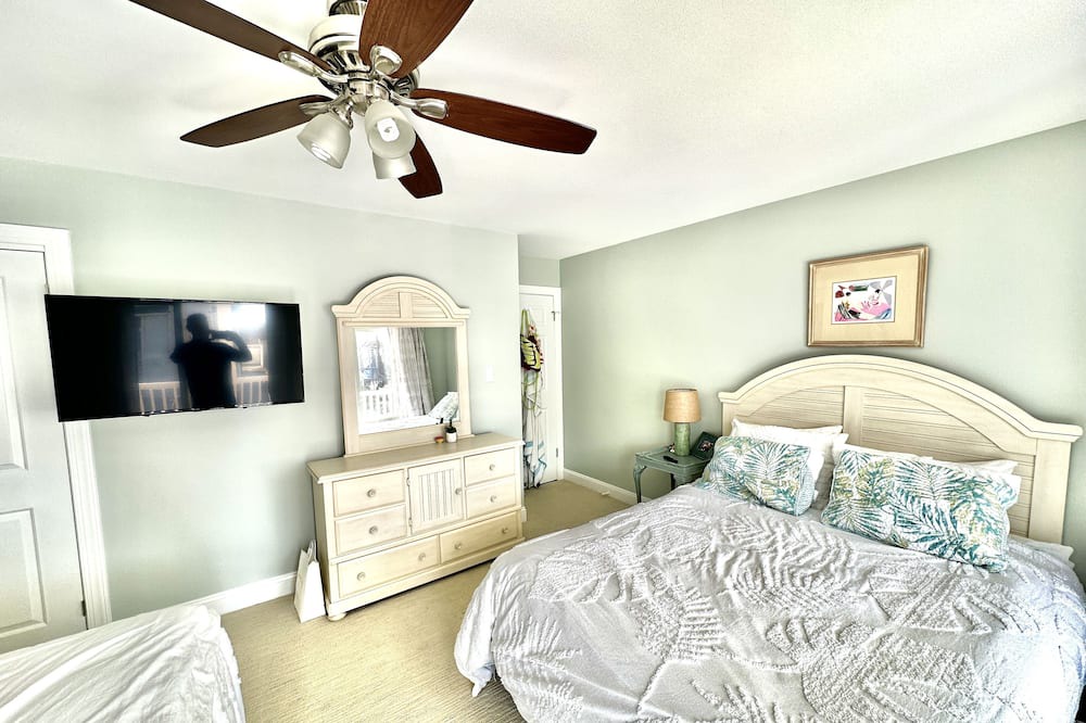 Photo of Bedroom in Sea Isle City
