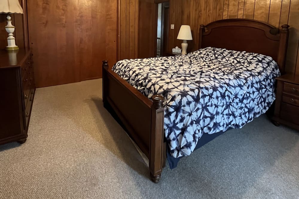 Photo of Bedroom in Townsend's Inlet