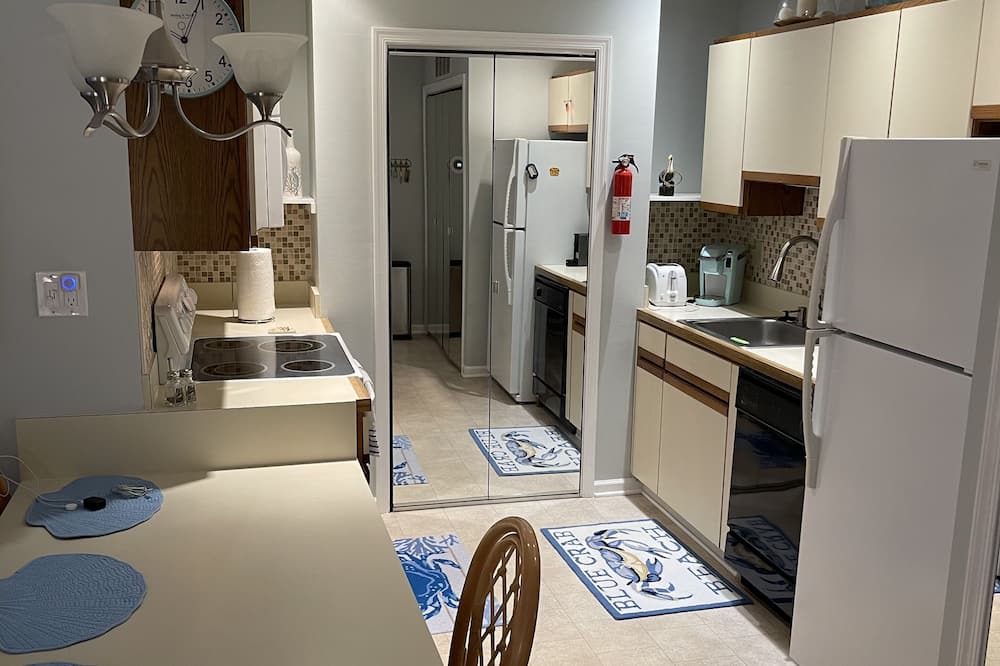 Photo of Kitchen in Heron Harbour Isle