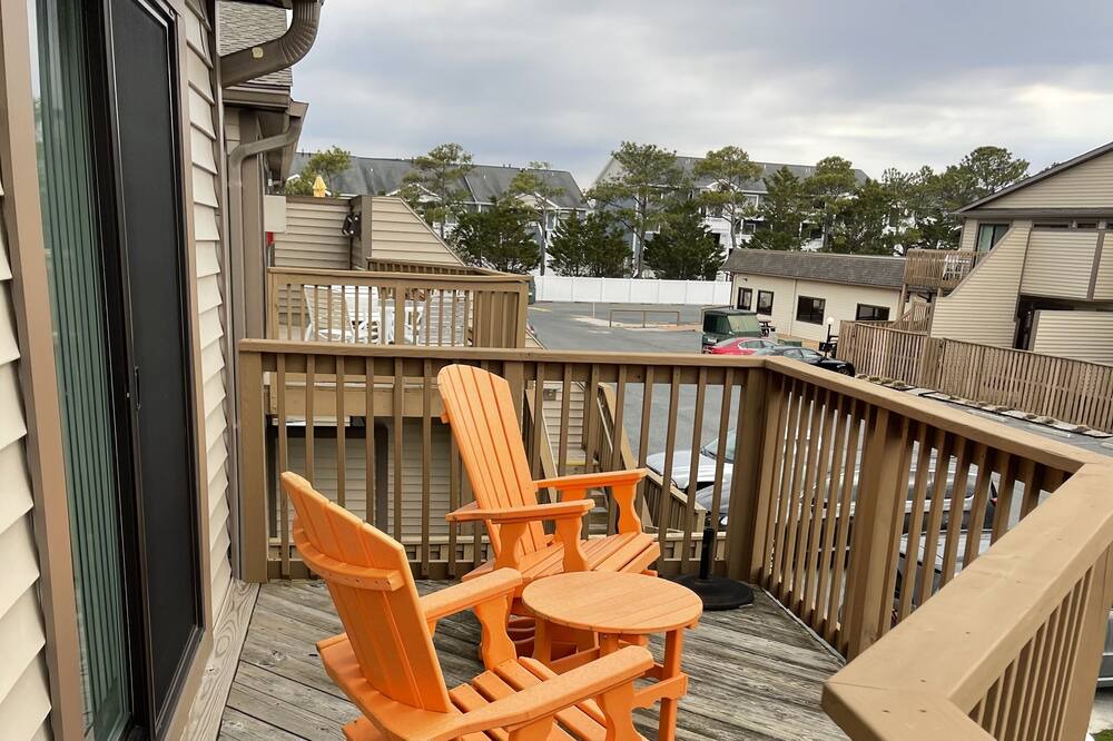 Photo of Patio Balcony in Heron Harbour Isle