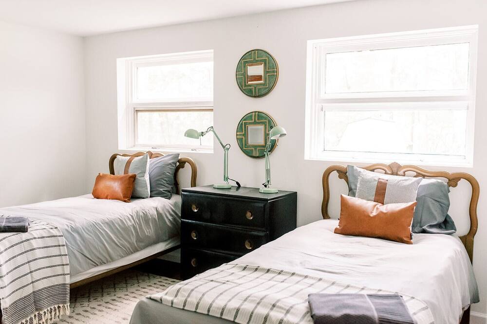 Photo of Bedroom in Vista Acres