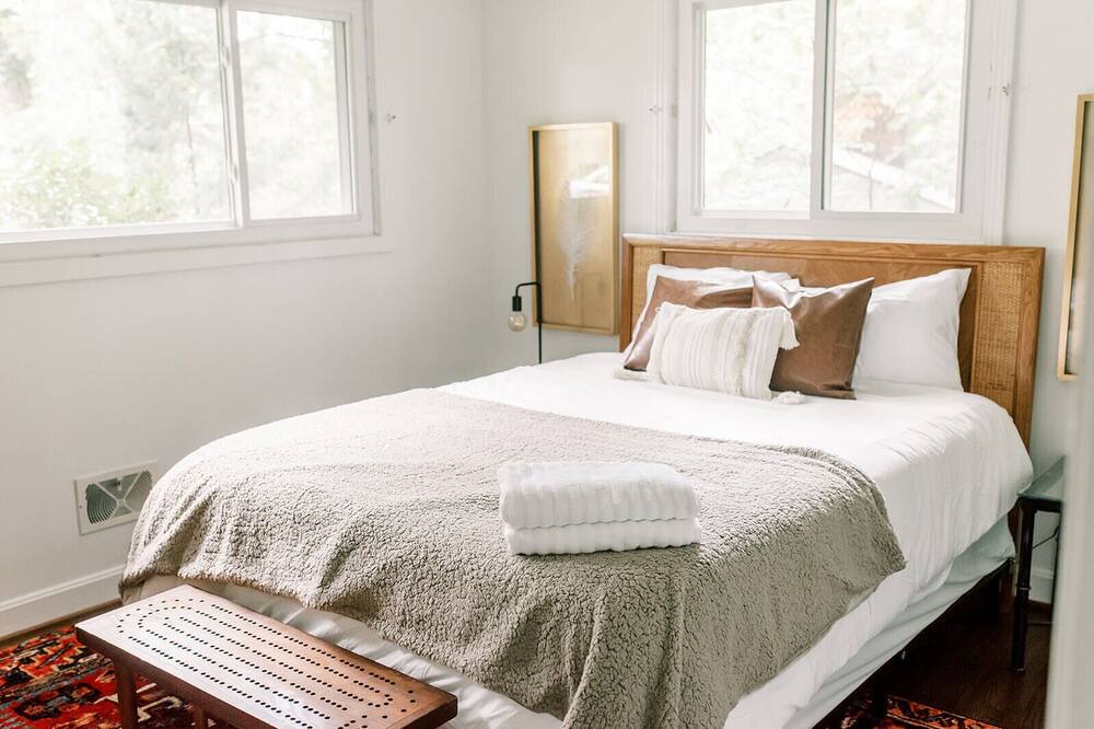 Photo of Bedroom in Vista Acres