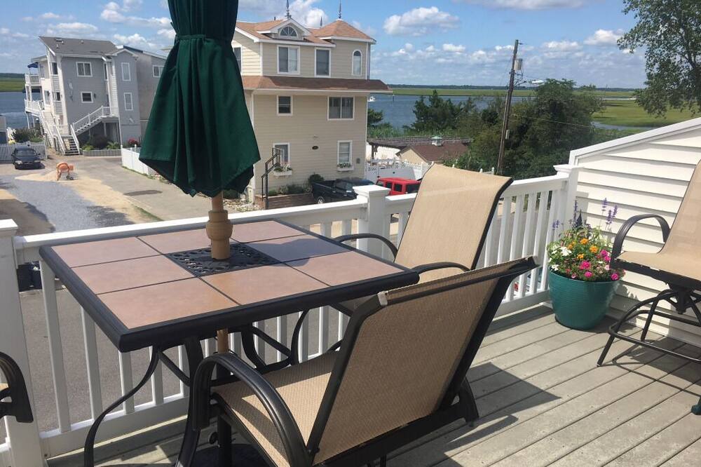Photo of Patio Balcony in Townsend's Inlet