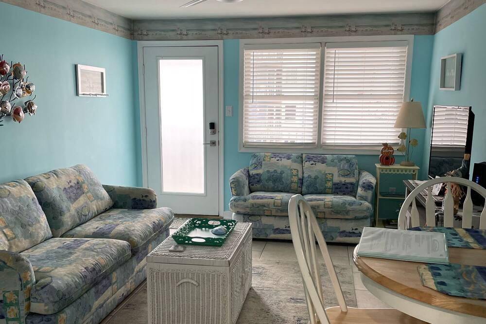 Photo of Livingroom in Wildwood Crest