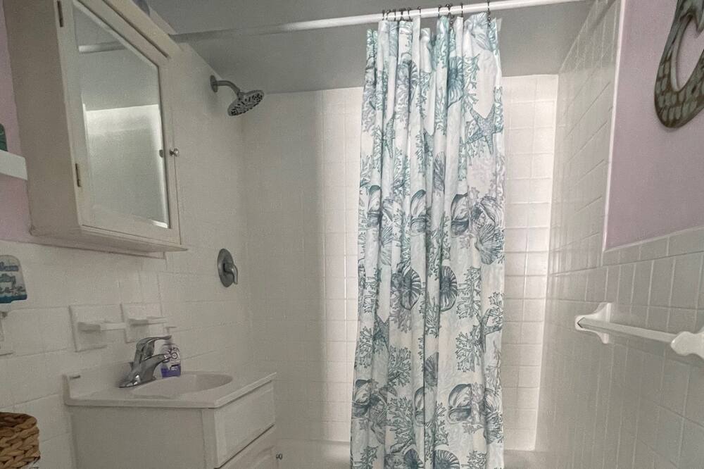 Photo of Bathroom in Wildwood Crest