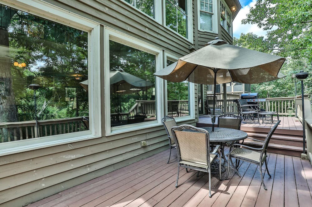 Photo of Patio Balcony in Big Canoe