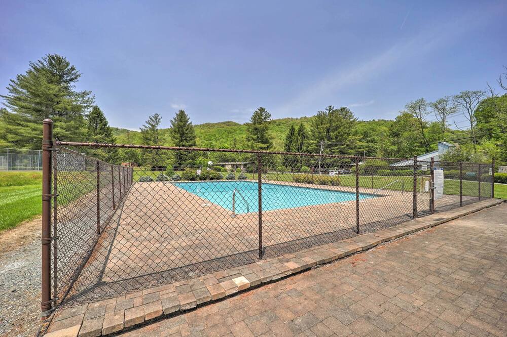 Photo of Outdoor in Mill Ridge