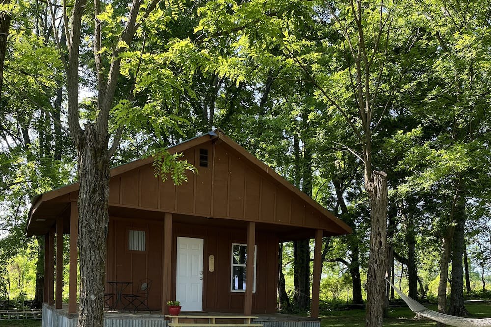 Photo of Outdoor in Madisonville