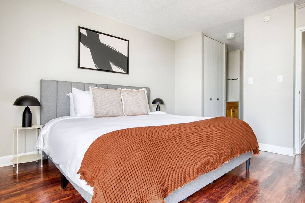 Photo of Bedroom in Oak Park