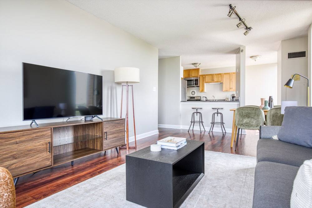 Photo of Livingroom in Oak Park