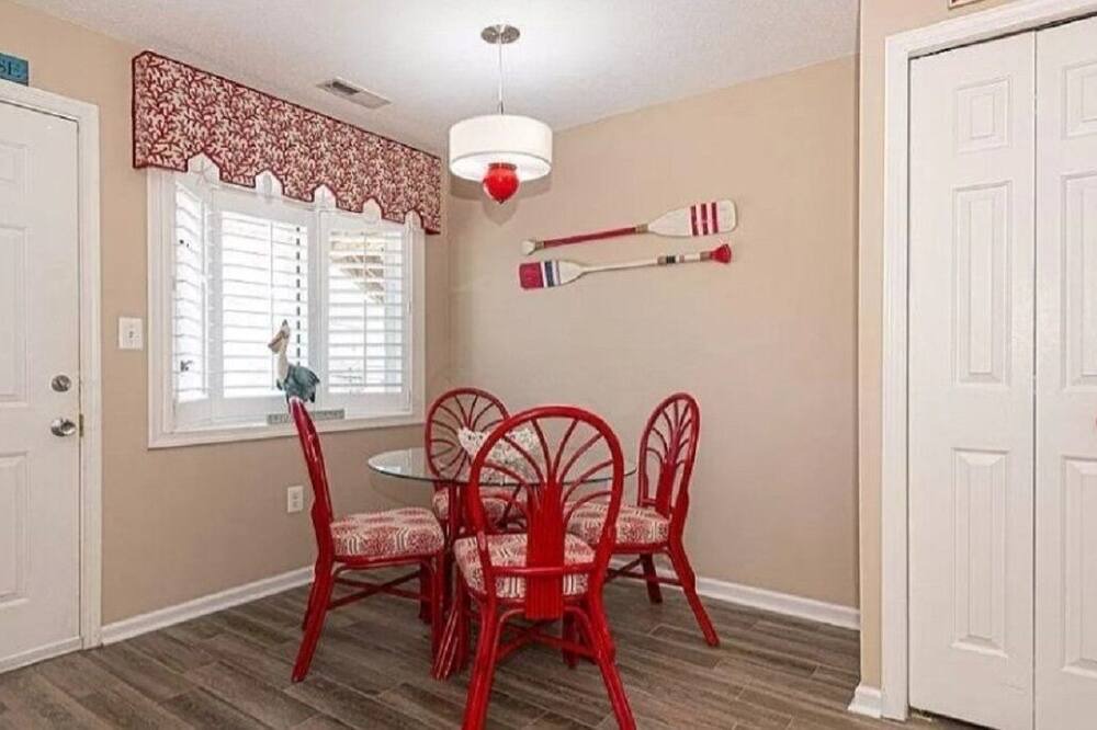 Photo of Bedroom in Midtown Ocean City